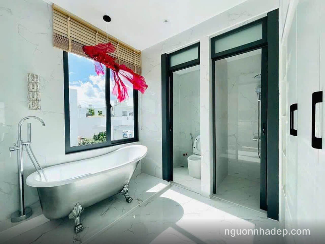 ban-nha-pho-gan-quang-trung-11 Siêu phẩm nhà phố 2 mặt tiền gần Quang Trung hẻm 5m xe hơi đậu trong nhà - 8.9 tỷ thương lượng