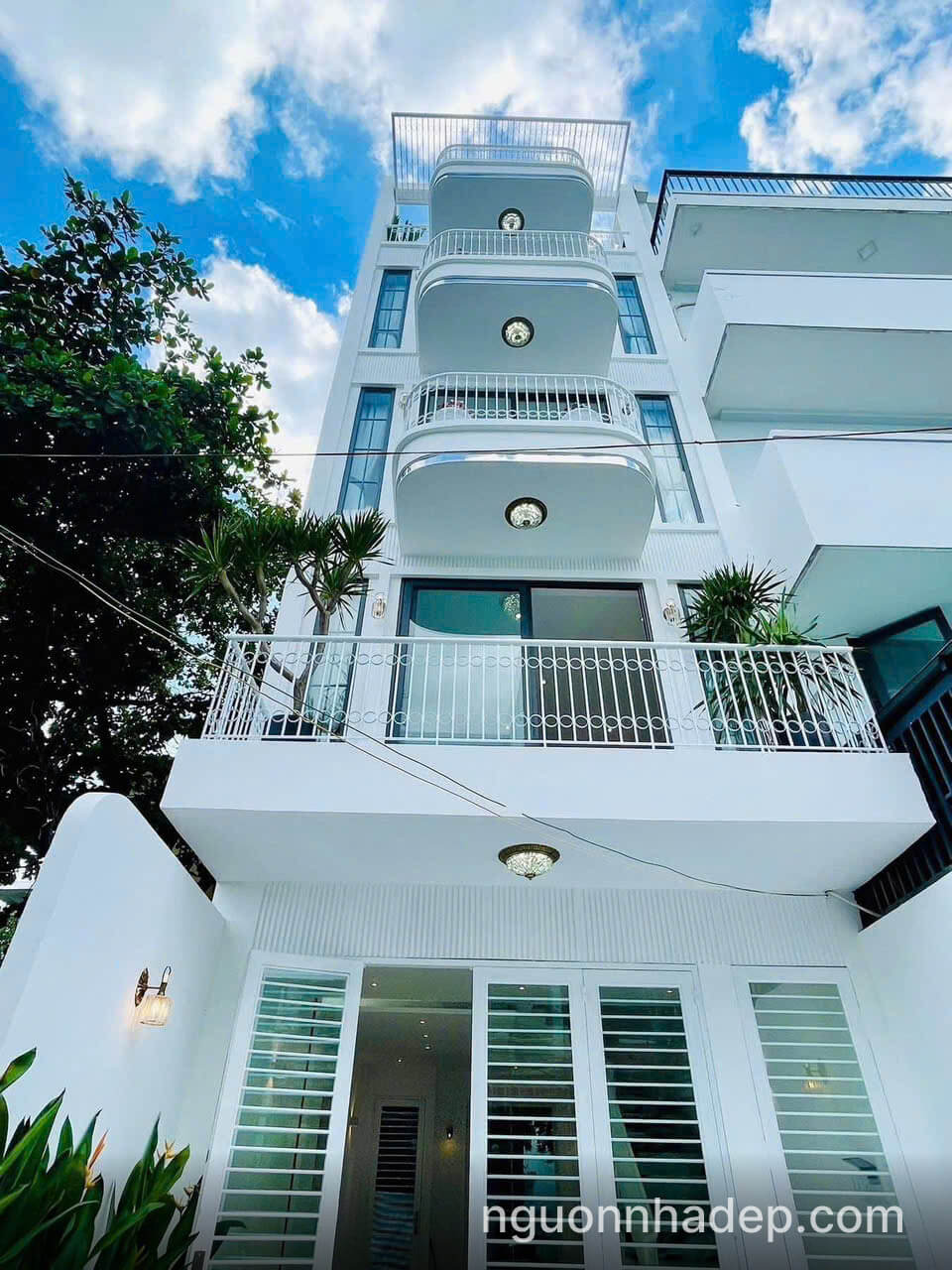 Siêu phẩm nhà phố 2 mặt tiền gần Quang Trung hẻm 5m xe hơi đậu trong nhà - 8.9 tỷ thương lượng