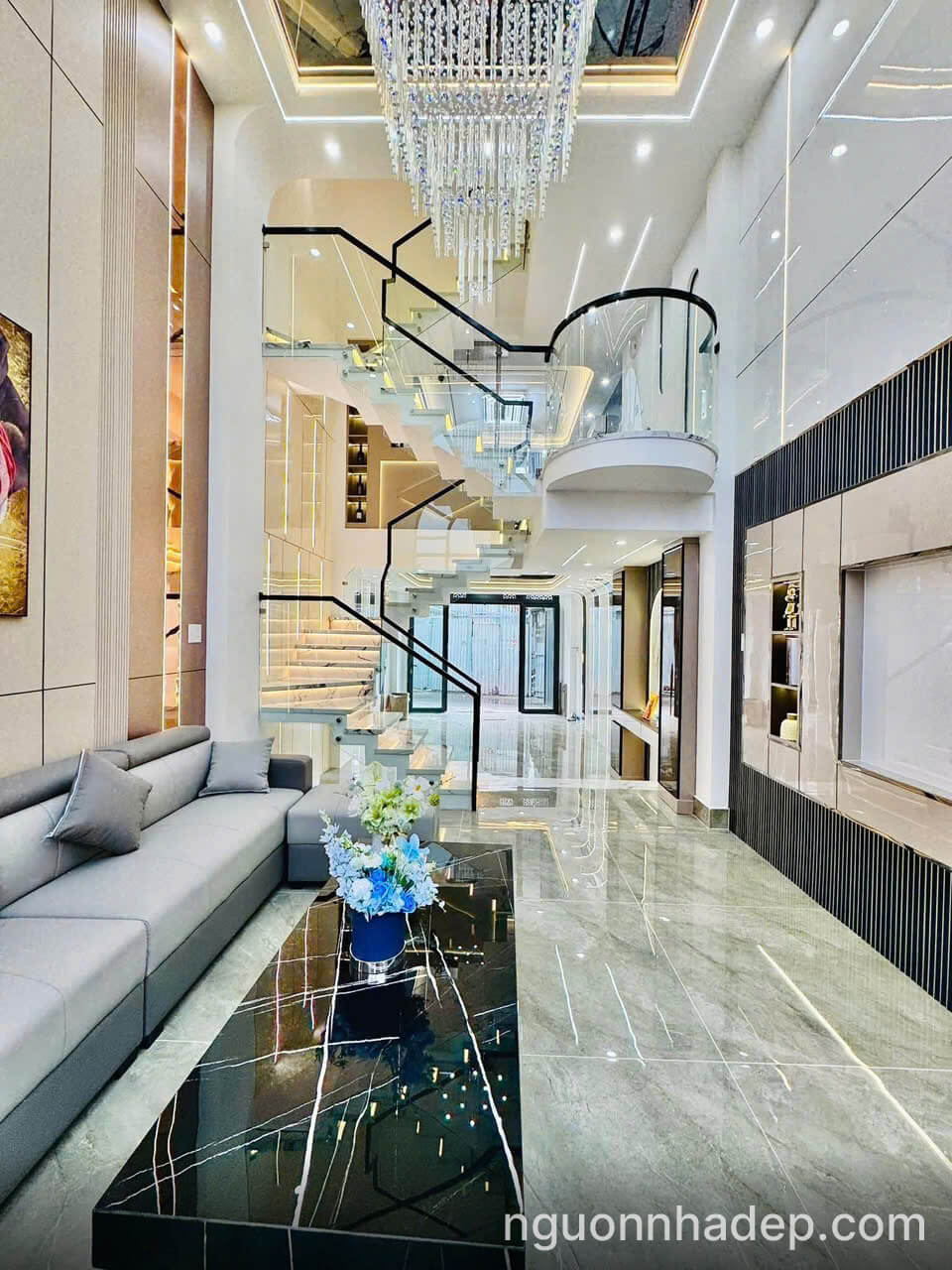 Bán nhà đường Tô Ngọc Vân P15 Gò Vấp, xây mới, đường 5m xe hơi ngủ trong nhà 7.98 tỷ Bán nhà đường Tô Ngọc Vân P15 Gò Vấp, xây mới, đường 5m xe hơi ngủ trong nhà 7.98 tỷ