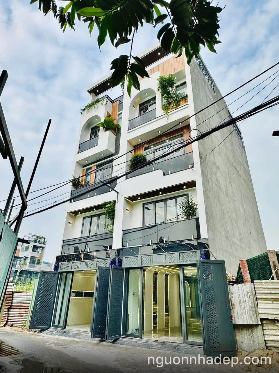 Bán nhà đường Tô Ngọc Vân P15 Gò Vấp, xây mới, đường 5m xe hơi ngủ trong nhà 7.98 tỷ Bán nhà đường Tô Ngọc Vân P15 Gò Vấp, xây mới, đường 5m xe hơi ngủ trong nhà 7.98 tỷ