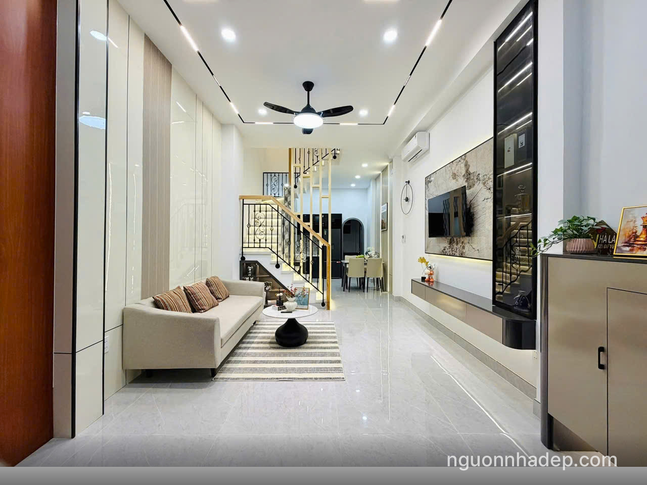 nha-moi-gan-emart-phan-huy-ich-3 Nhà mới siêu đẹp hẻm xe hơi gần Emart Phan Huy Ích SHR hoàn công đầy đủ, full tiện ích