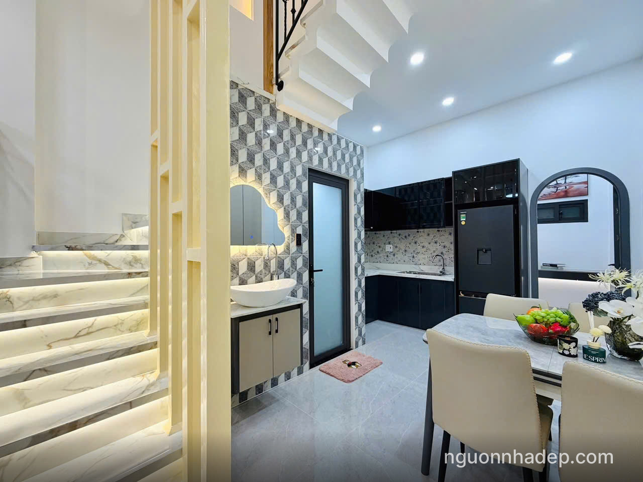 nha-moi-gan-emart-phan-huy-ich-8 Nhà mới siêu đẹp hẻm xe hơi gần Emart Phan Huy Ích SHR hoàn công đầy đủ, full tiện ích