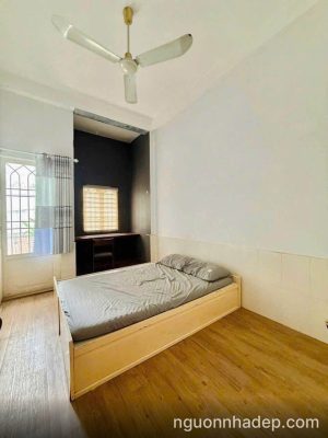 Bán gấp căn nhà hẻm thông xe hơi 4m, 171/ Trần Bá Giao P5 Gò Vấp, 2 tầng + sân thượng