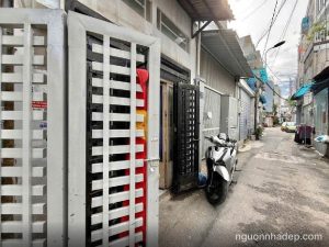 Bán gấp căn nhà hẻm thông xe hơi 4m, 171/ Trần Bá Giao P5 Gò Vấp, 2 tầng + sân thượng