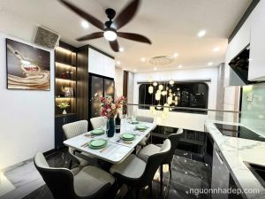 Lên sóng nhà đẹp hẻm ô tô 6m, có thang máy cạnh siêu thị Emart Phan Huy Ích